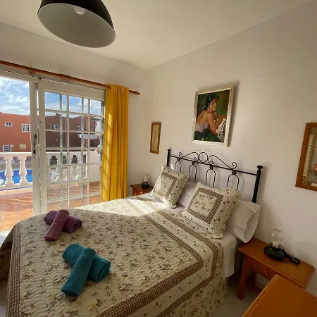 Gustamar 25 Apartmán